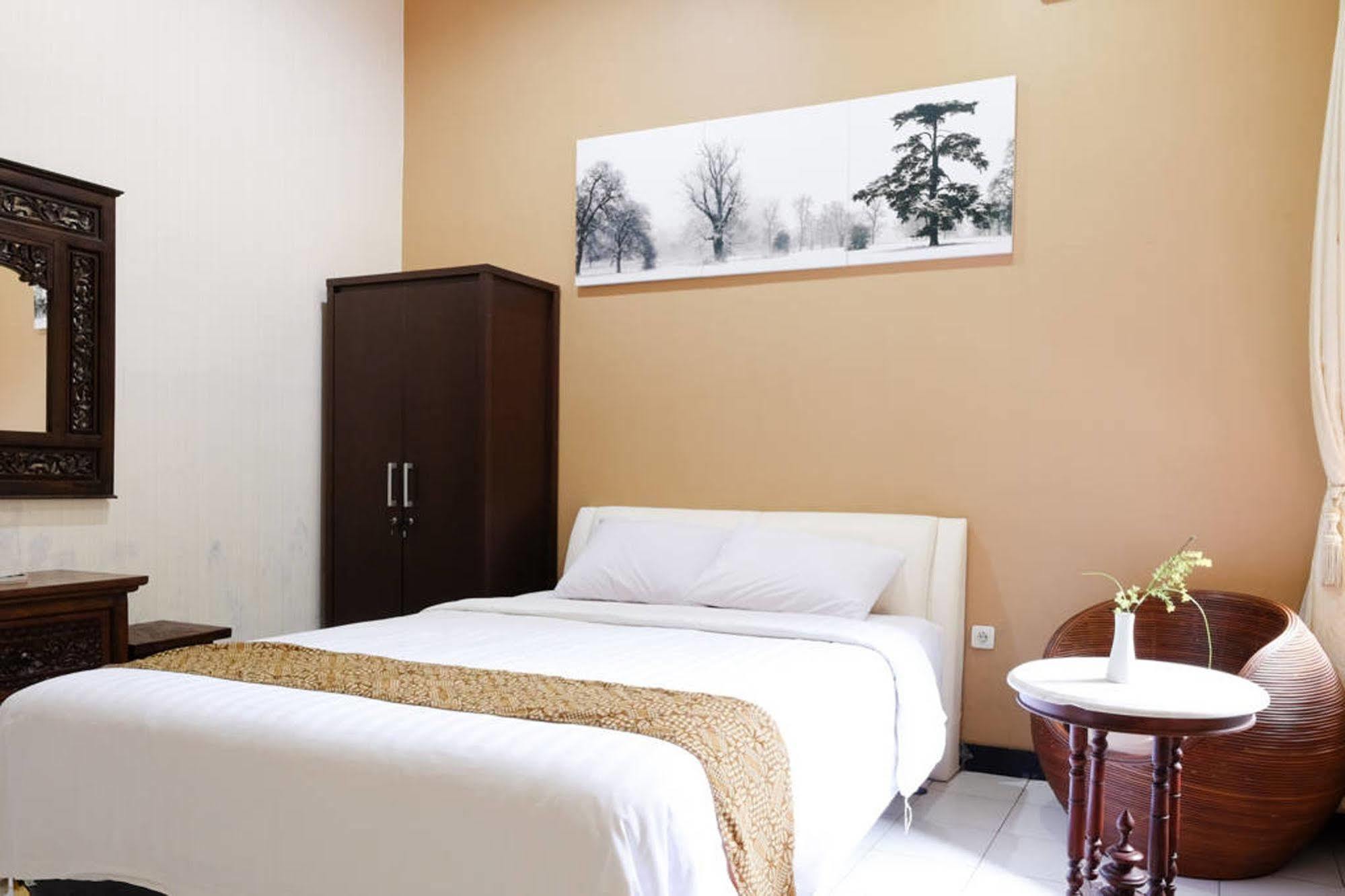Guest house Griya Yunika