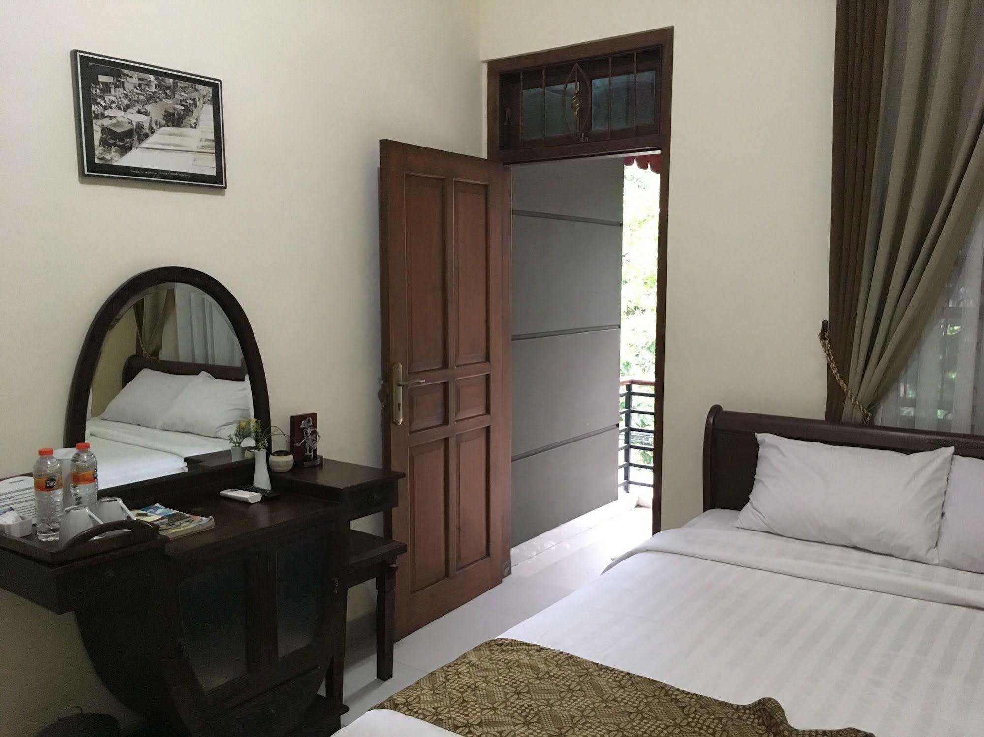 Guest house Griya Yunika